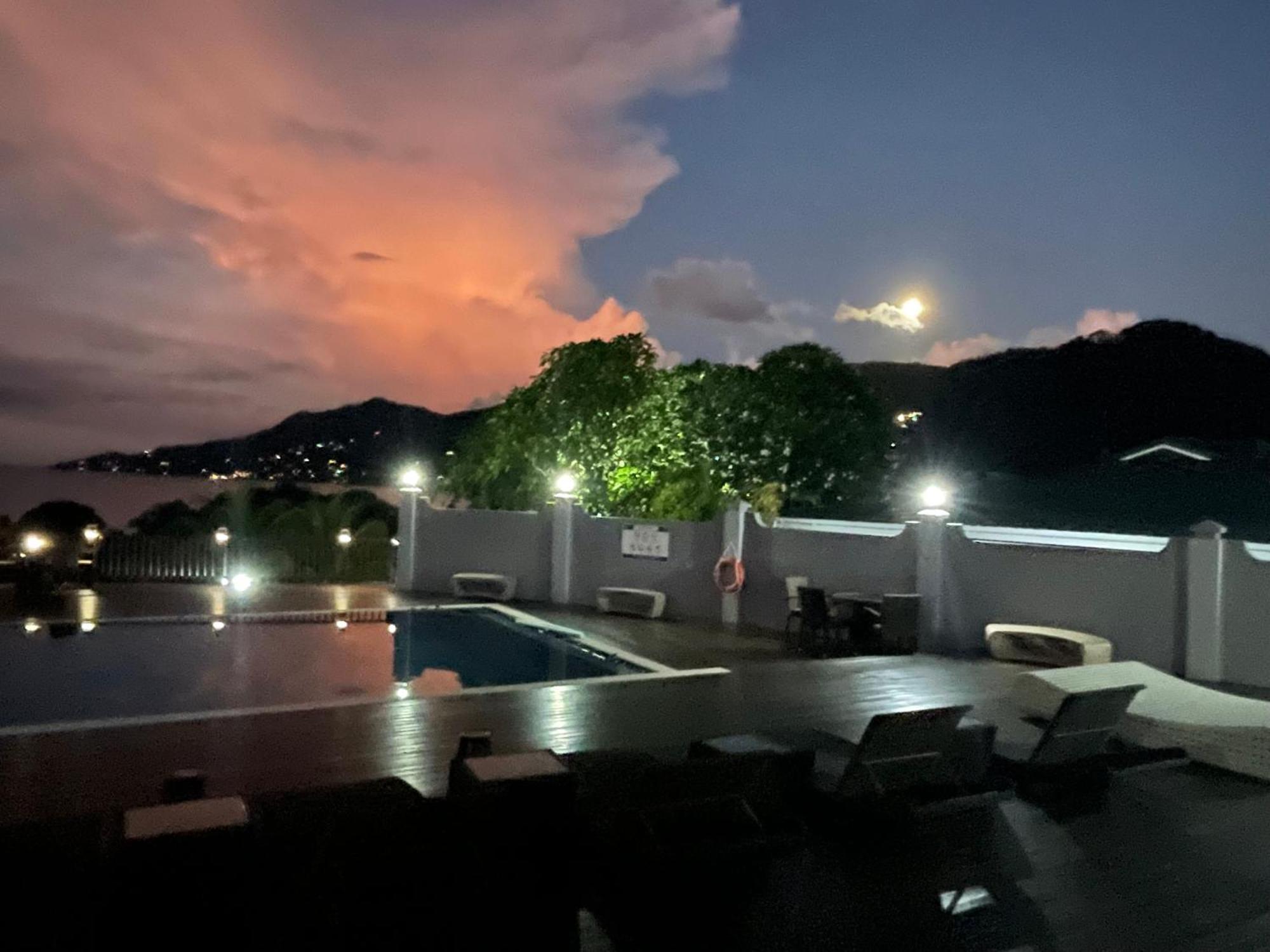D'Offay Seaview Apartments Vịnh Beau Vallon Ngoại thất bức ảnh