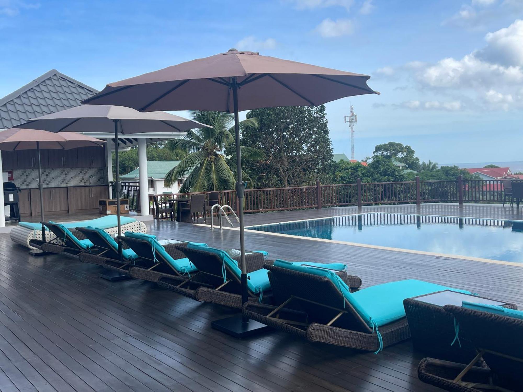D'Offay Seaview Apartments Vịnh Beau Vallon Ngoại thất bức ảnh