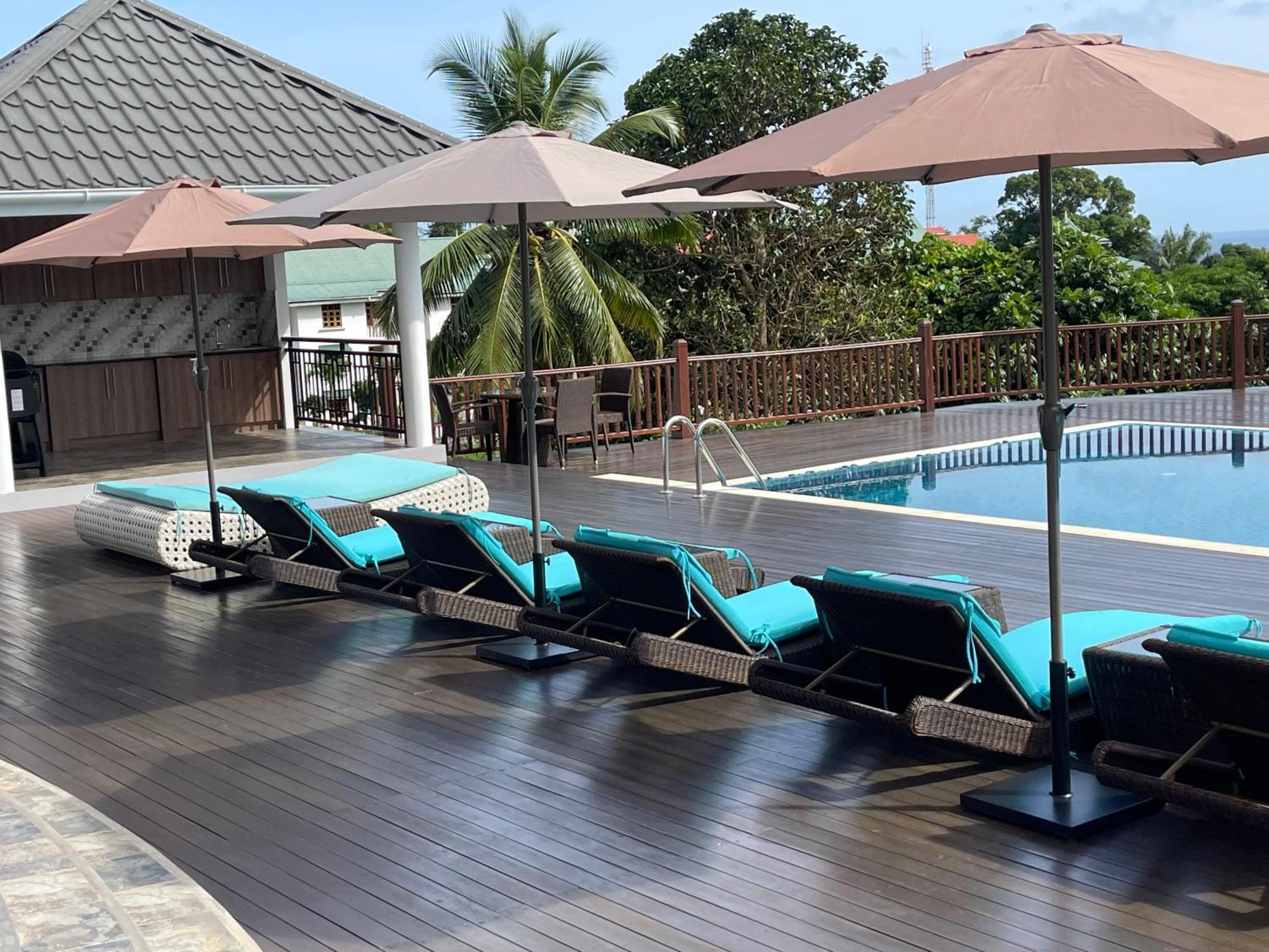 D'Offay Seaview Apartments Vịnh Beau Vallon Ngoại thất bức ảnh