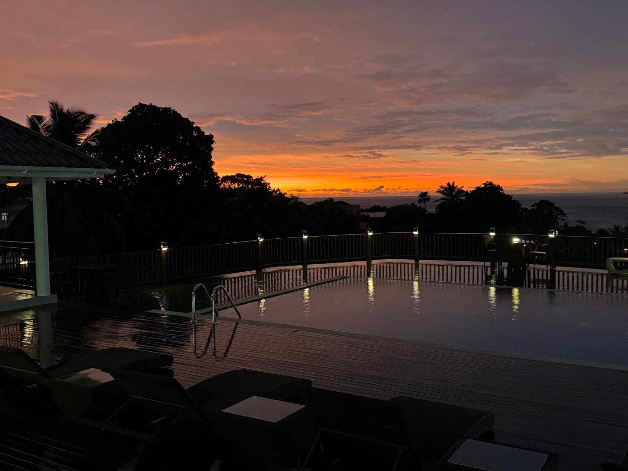 D'Offay Seaview Apartments Vịnh Beau Vallon Ngoại thất bức ảnh