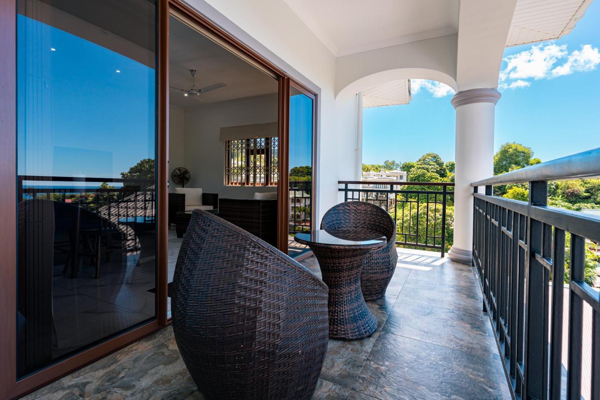 D'Offay Seaview Apartments Vịnh Beau Vallon Ngoại thất bức ảnh