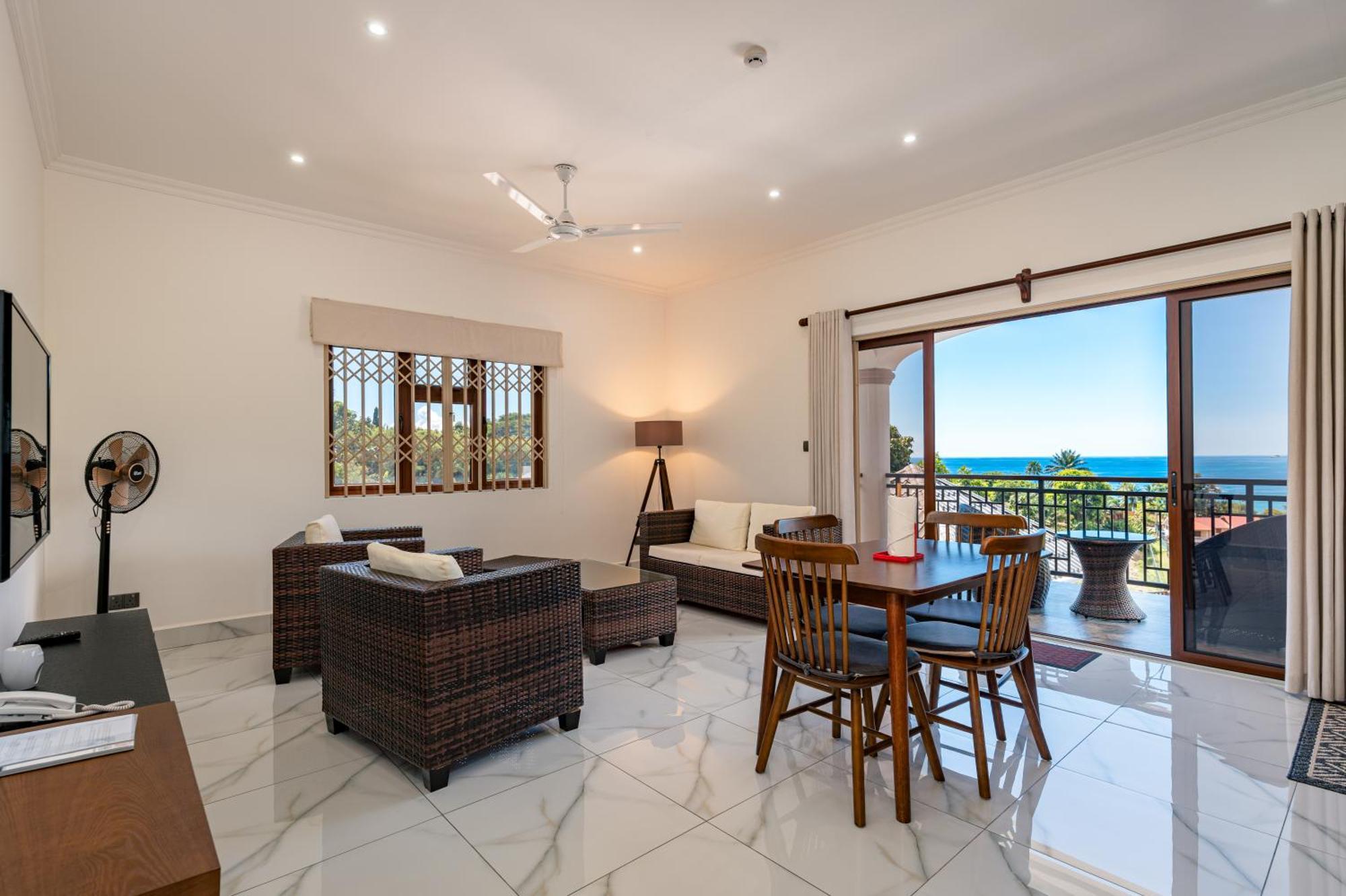 D'Offay Seaview Apartments Vịnh Beau Vallon Ngoại thất bức ảnh
