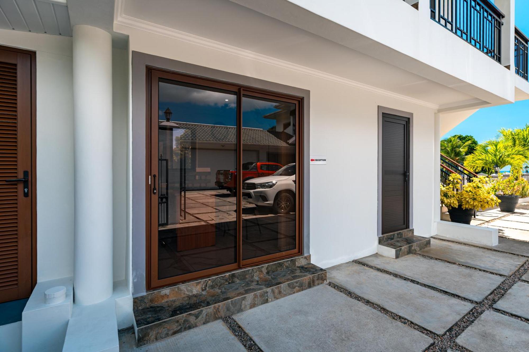 D'Offay Seaview Apartments Vịnh Beau Vallon Ngoại thất bức ảnh