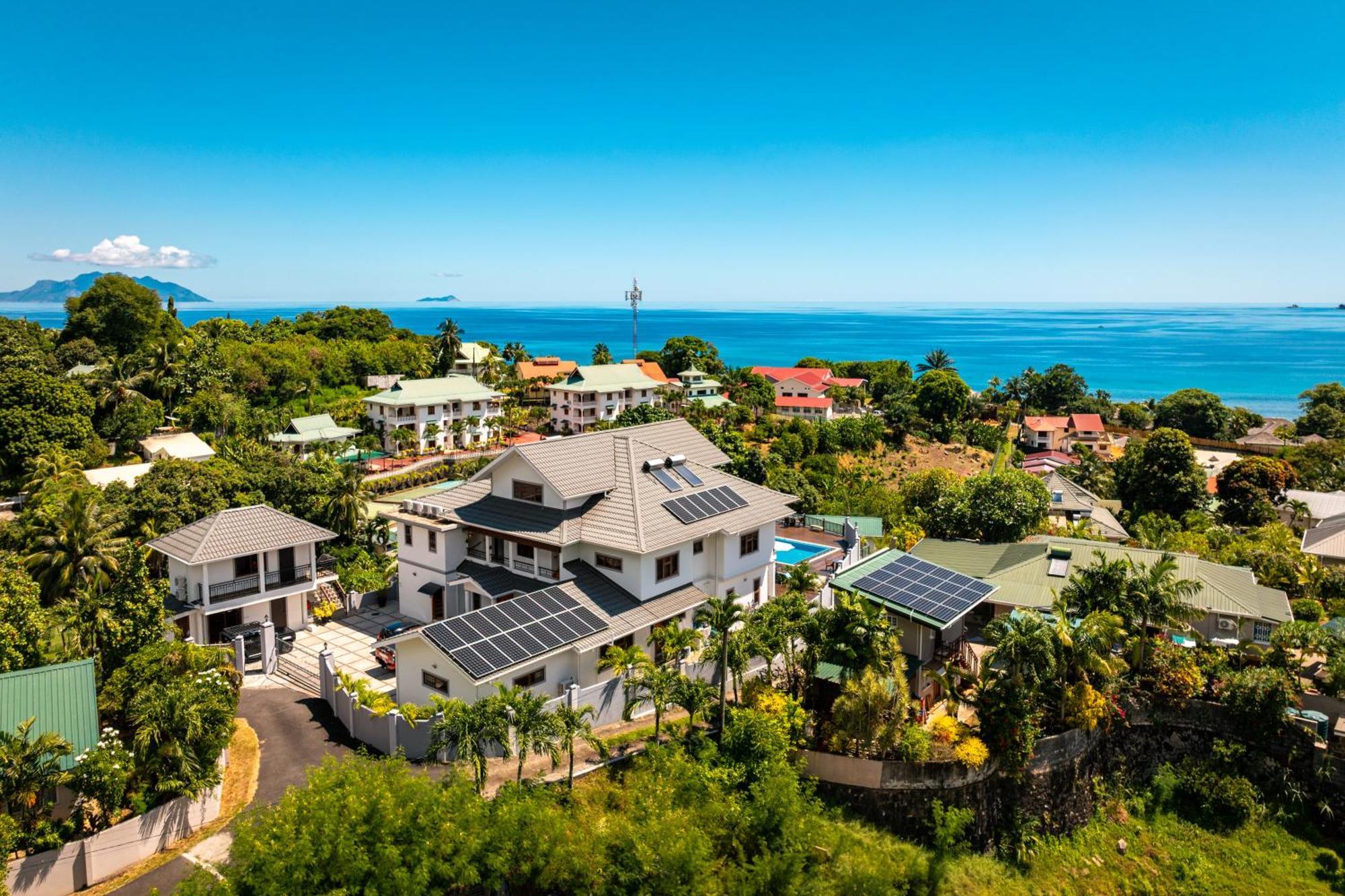 D'Offay Seaview Apartments Vịnh Beau Vallon Ngoại thất bức ảnh