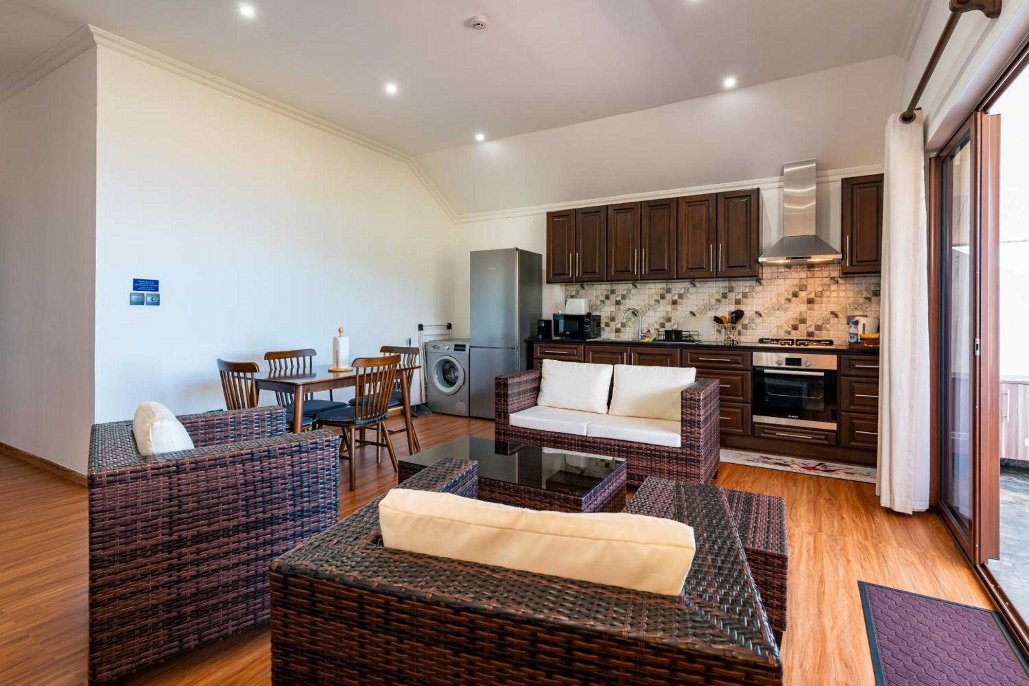D'Offay Seaview Apartments Vịnh Beau Vallon Ngoại thất bức ảnh